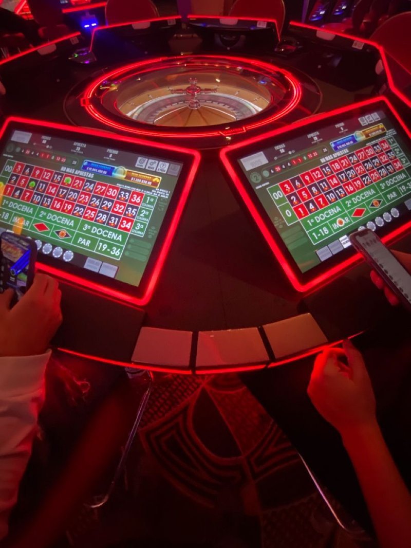 What’s the best way to turn a quiet Sunday evening into a memorable night?, magic red casino login